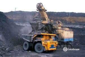maquinaria minera en campo