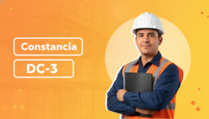 Instructor de capacitación entregando la constancia DC-3 en un centro de trabajo