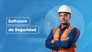 Supervisor usando un software de inspecciones de seguridad en faena minera